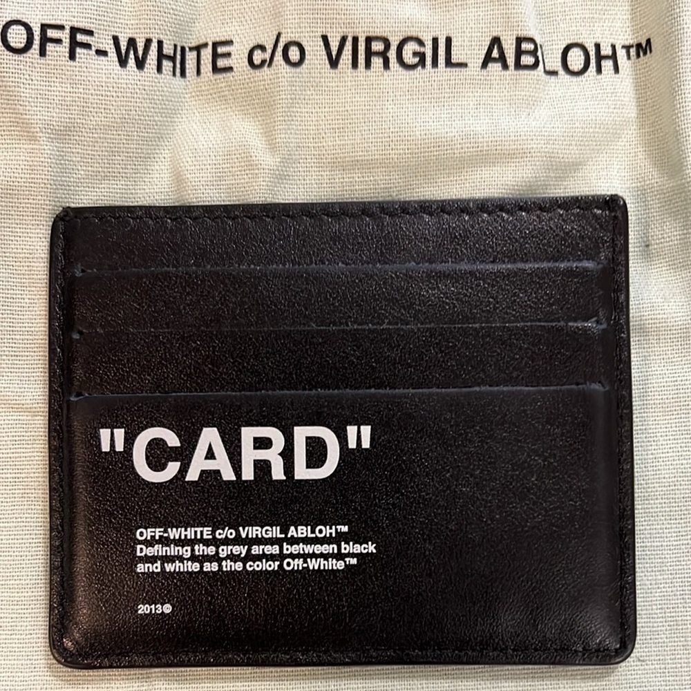 Off-White Quote Card Holder